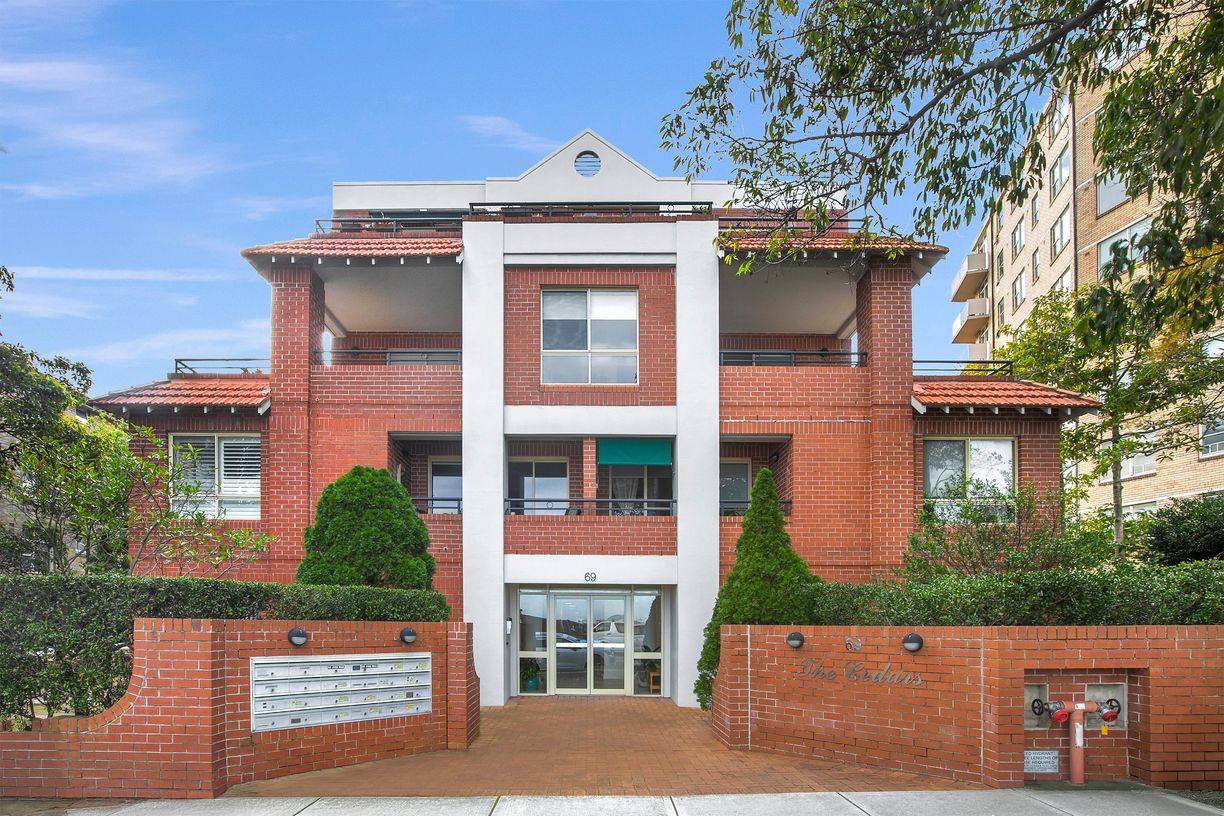 property-image