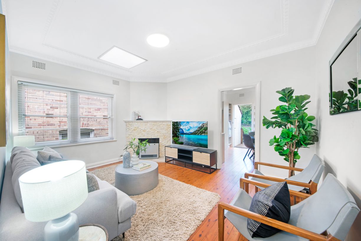 12 Orlando Avenue — photo 4 of 11