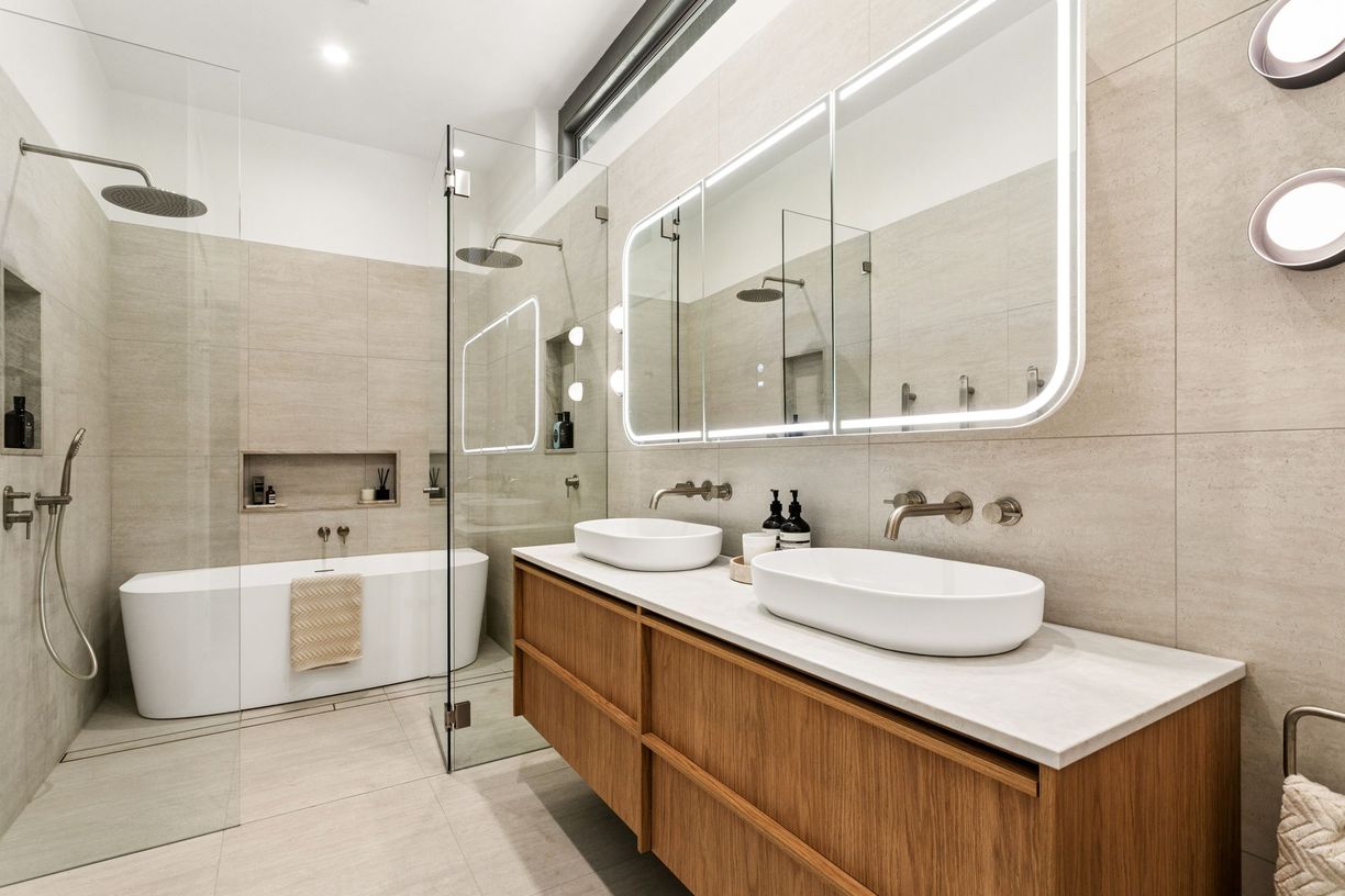 36 Bullecourt Avenue — photo 10 of 17