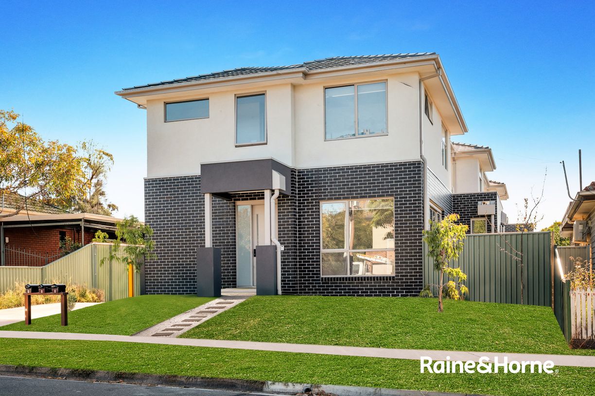 1/4 WALES STREET — photo from Raine & Horne Springvale