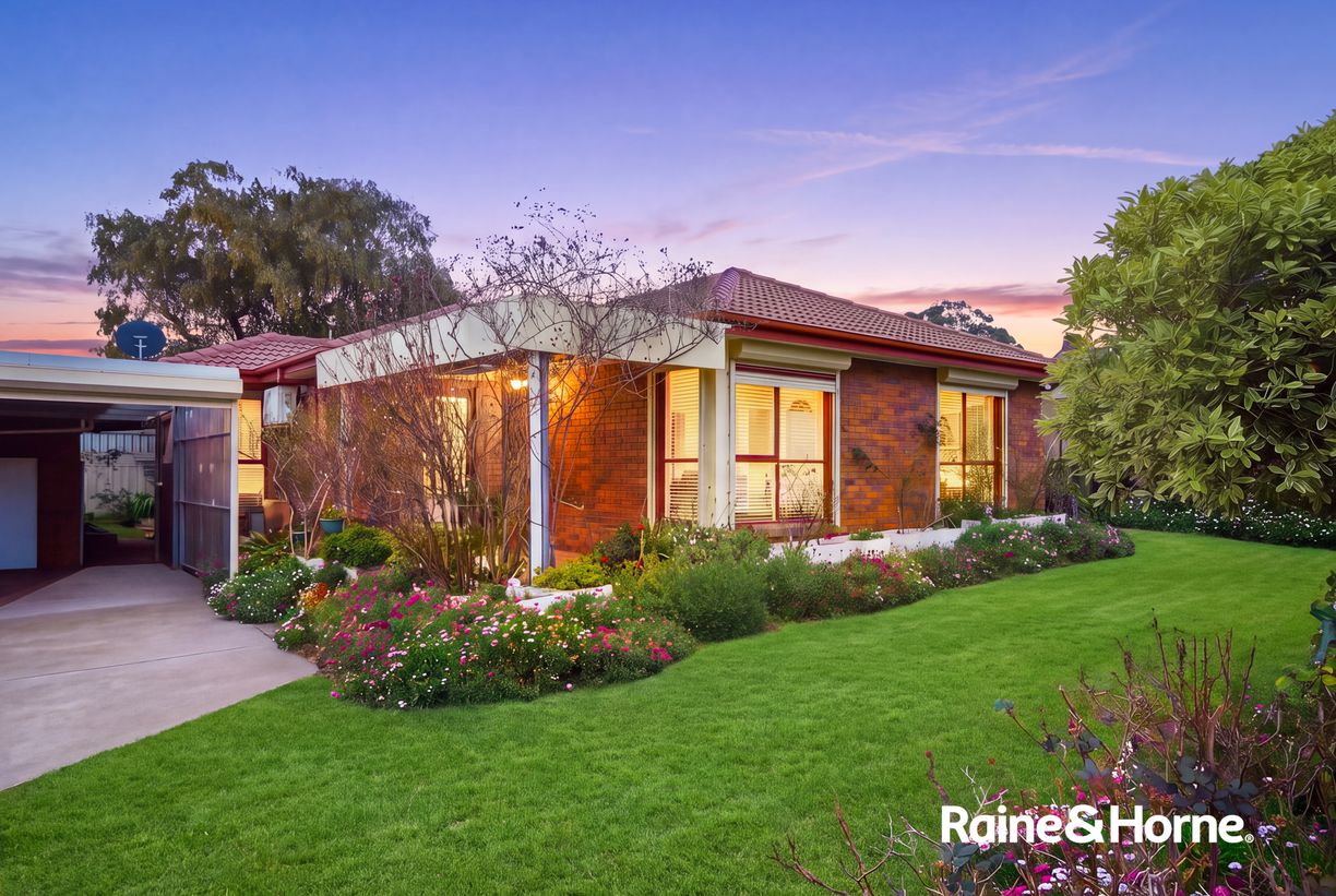 9 TALBOT COURT — photo from Raine & Horne Springvale