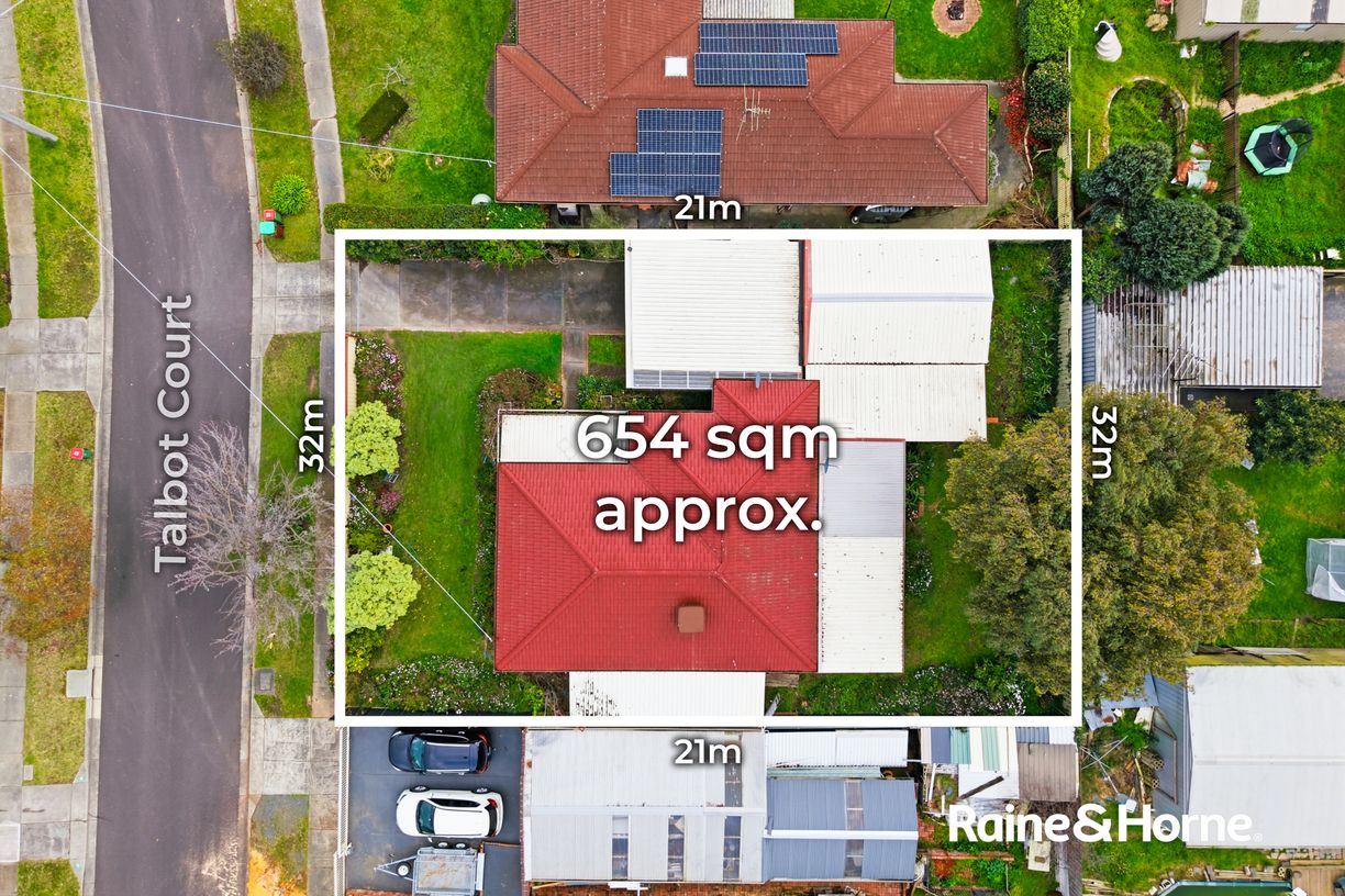 9 TALBOT COURT — photo 10 of 12