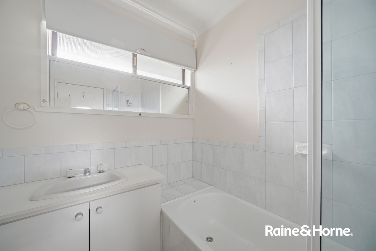 5 KIRRA COURT — photo 7 of 15