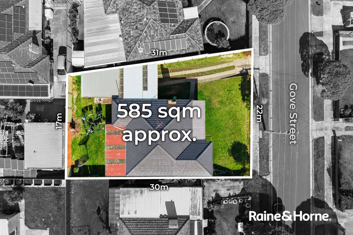 33 GOVE STREET — photo 12 of 14