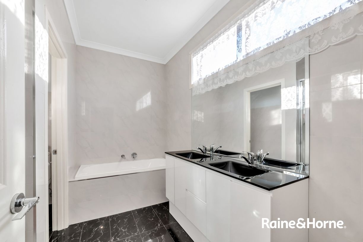 20 Birch Avenue — photo 11 of 19