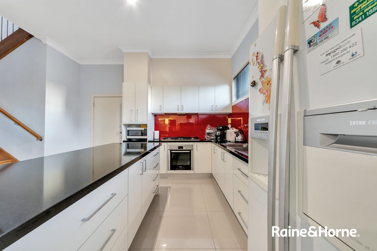 20 Birch Avenue — photo 4 of 19