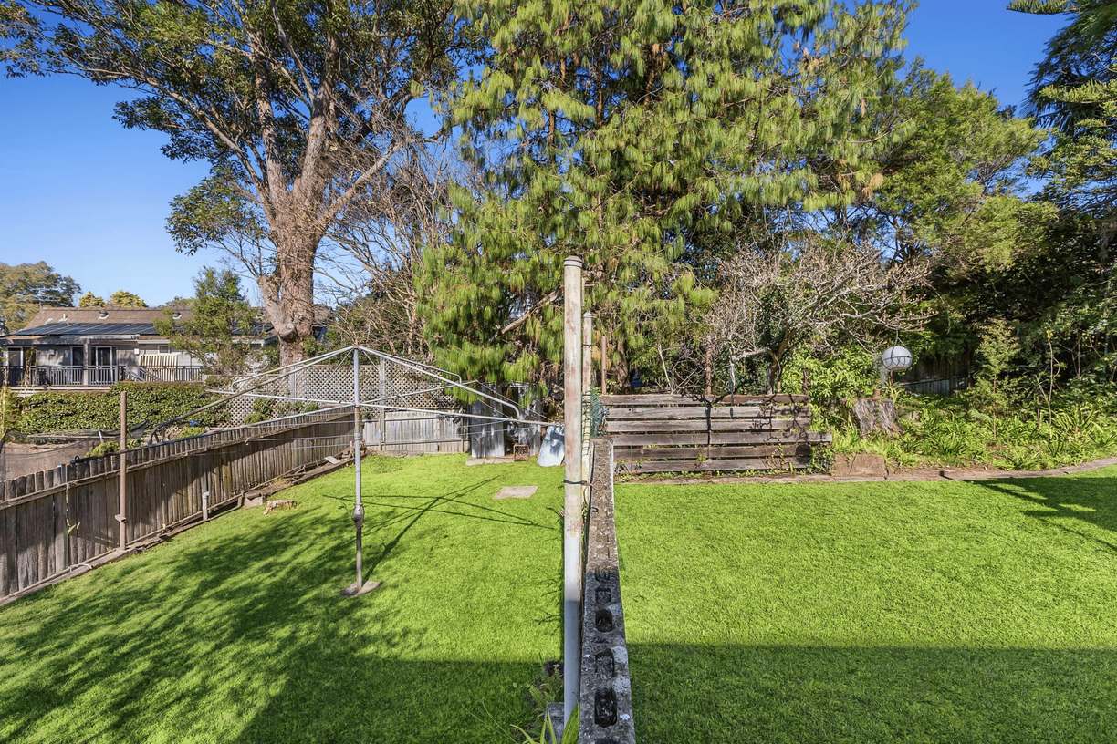 11 Bellbird Crescent — photo 2 of 12