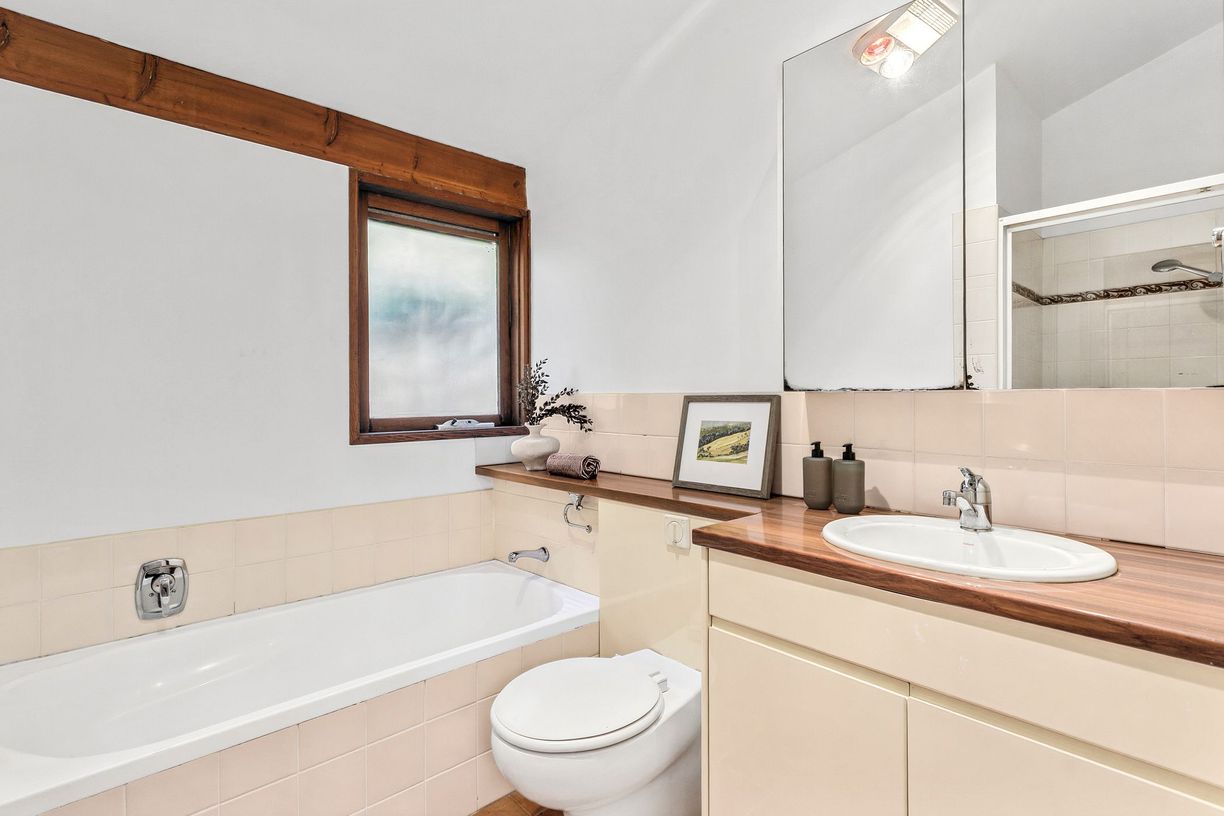 4 Pambula Place — photo 8 of 14