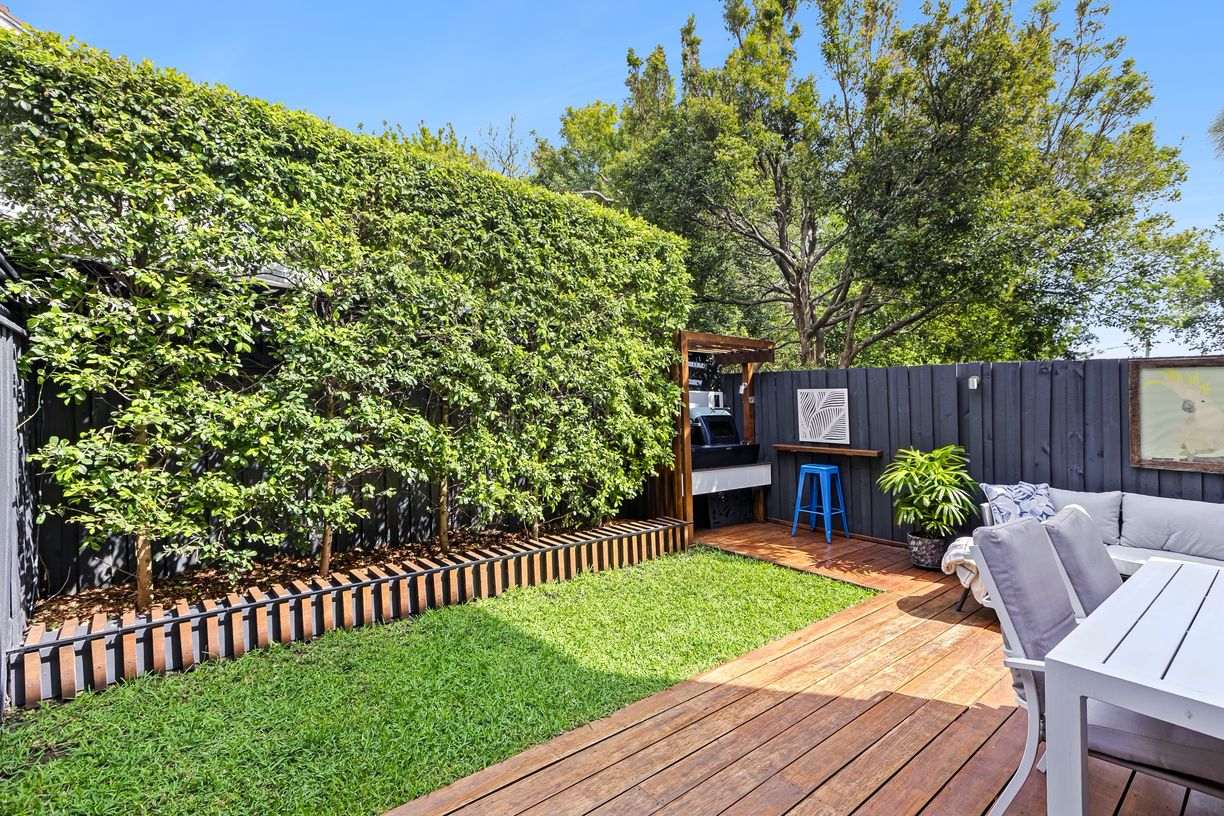 2/735 Warringah Road — photo 4 of 8