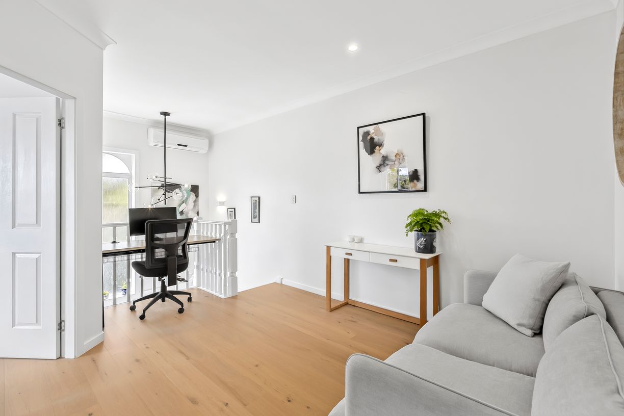 2/735 Warringah Road — photo 5 of 8