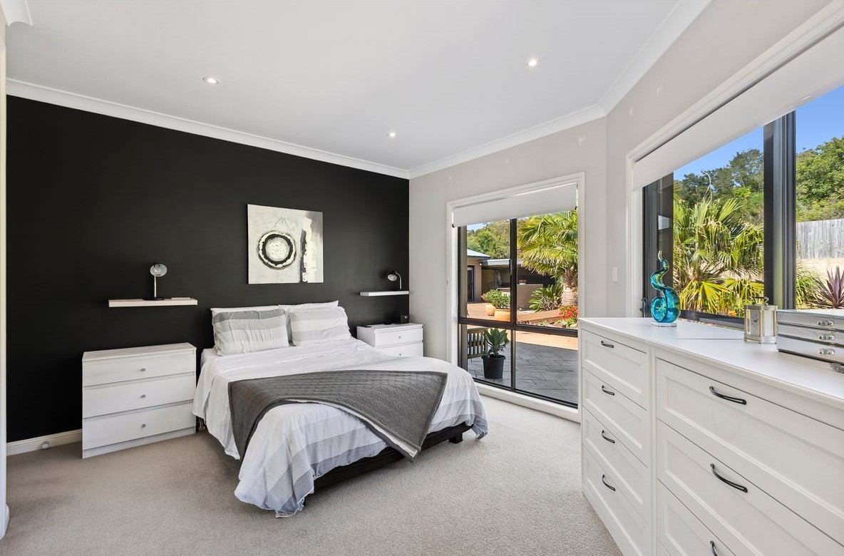 56 Waratah Road — photo 7 of 12