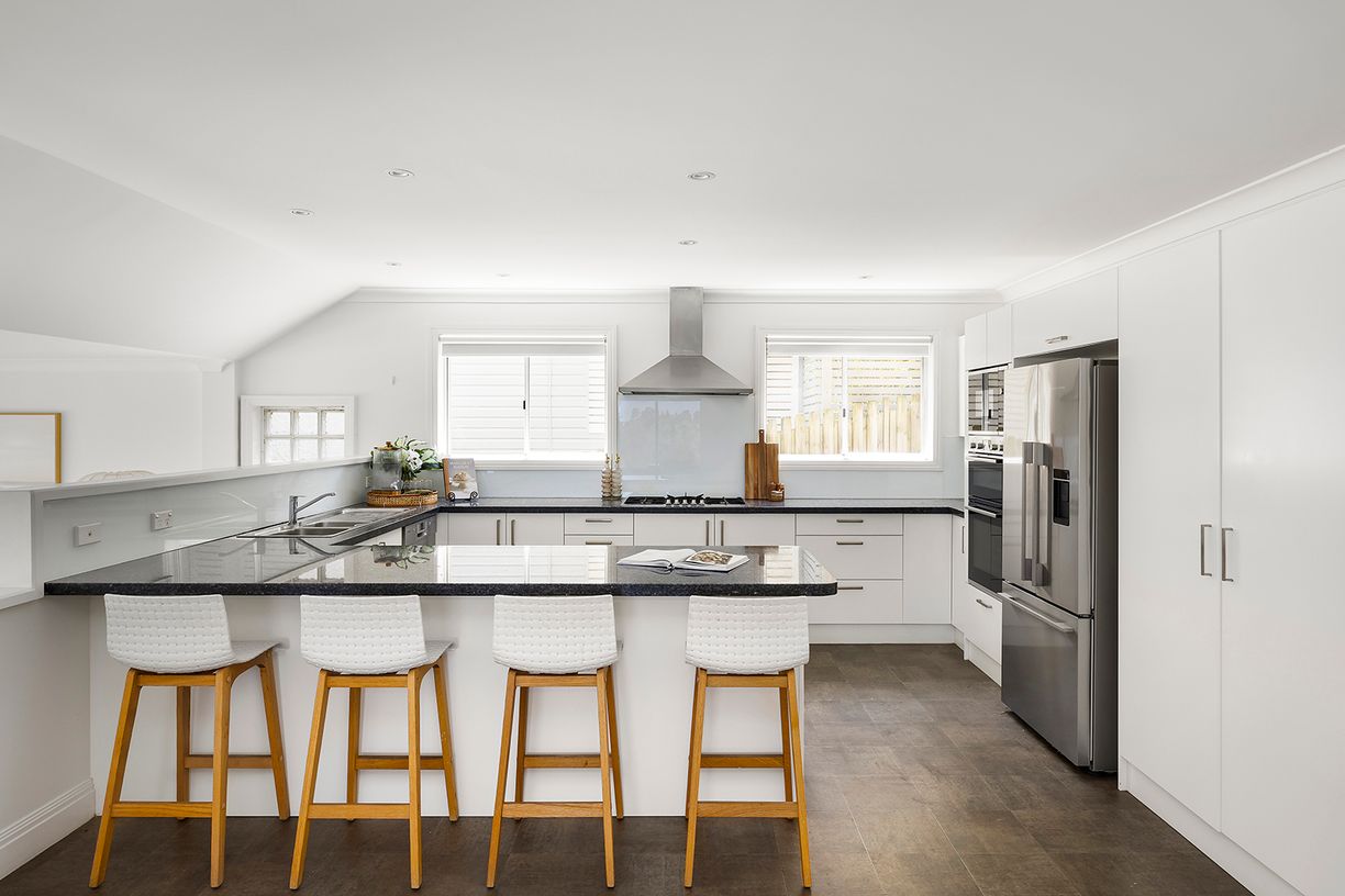 7 Hillcrest Avenue — photo 7 of 18