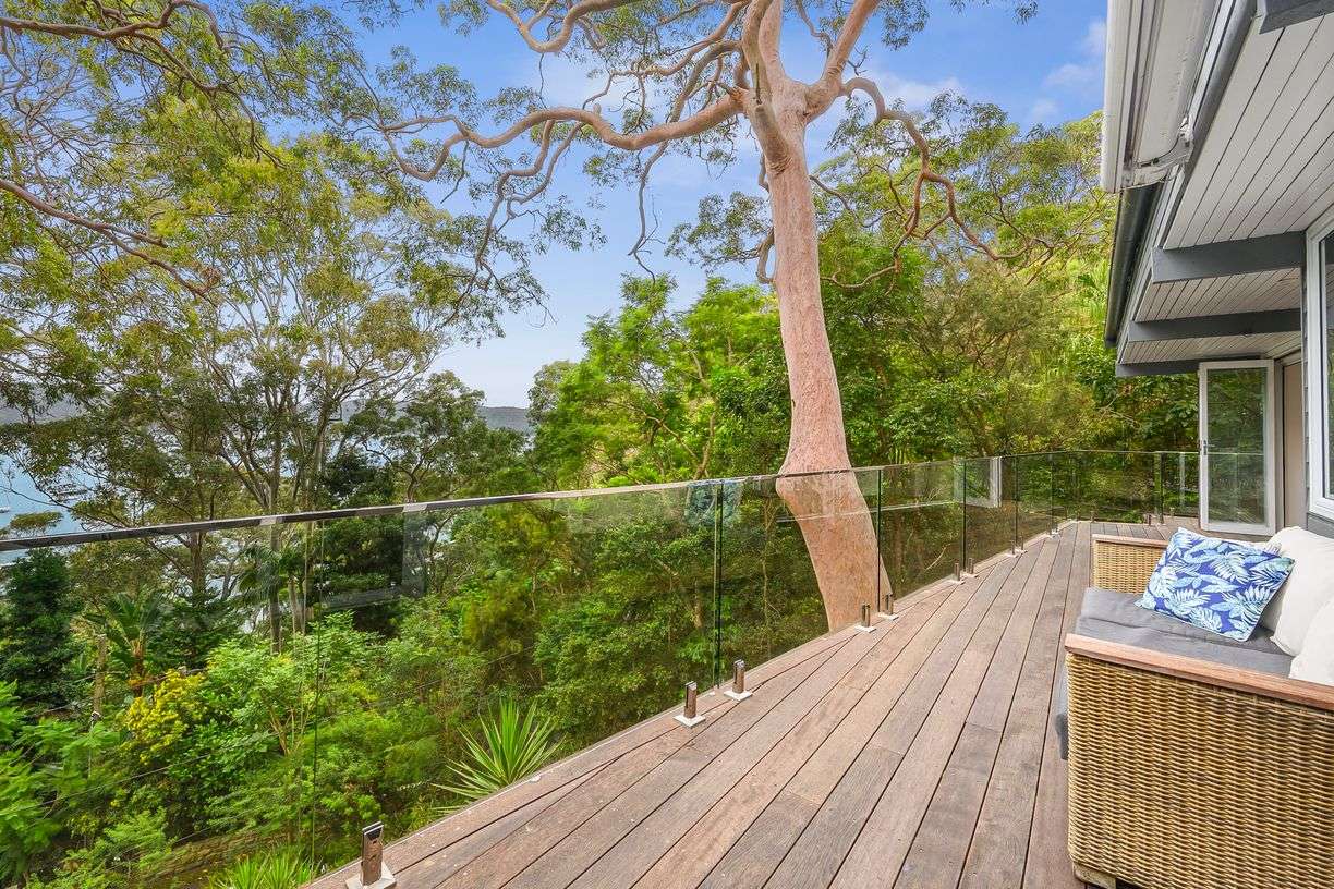 199 Prince Alfred Parade — photo from Raine & Horne Northern Beaches