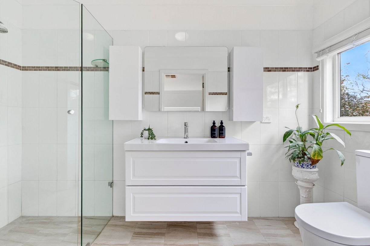 19 Buyuma Place — photo 8 of 11