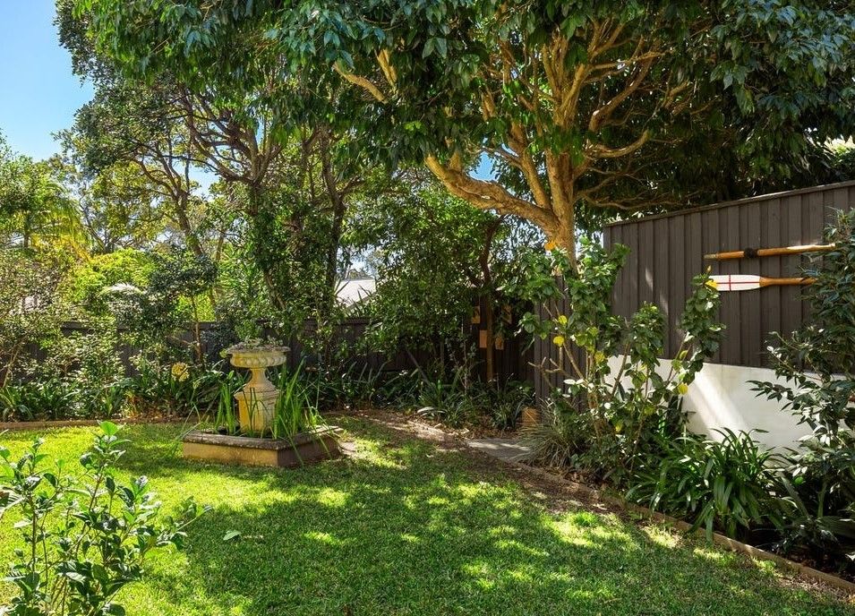 3/2 Livingstone Place — photo 10 of 13