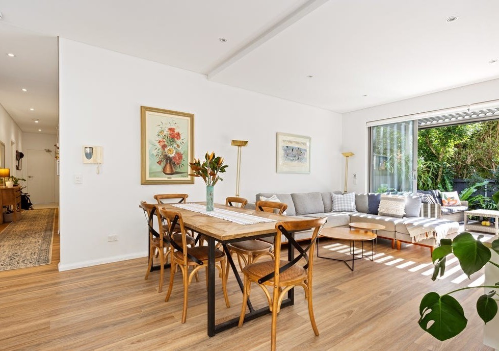 3/2 Livingstone Place — photo 3 of 13