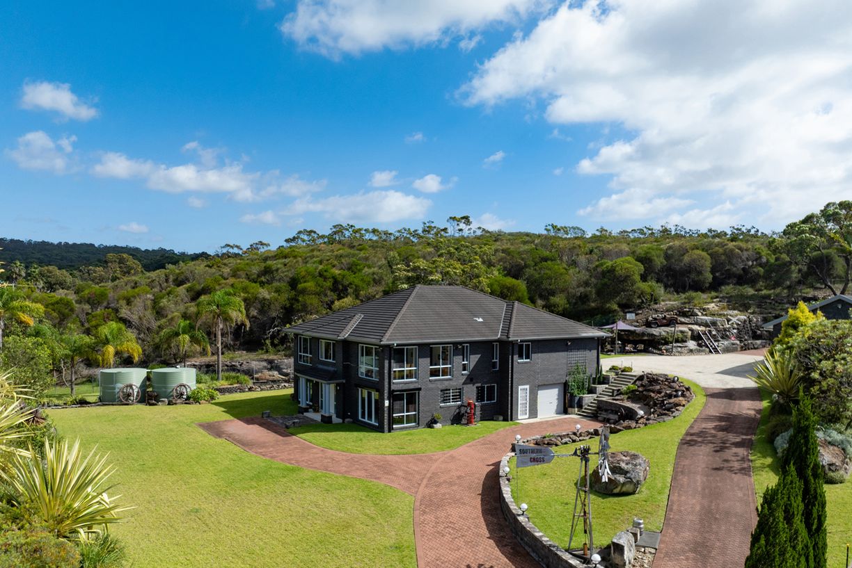 255 Powderworks Road — photo from Raine & Horne Northern Beaches