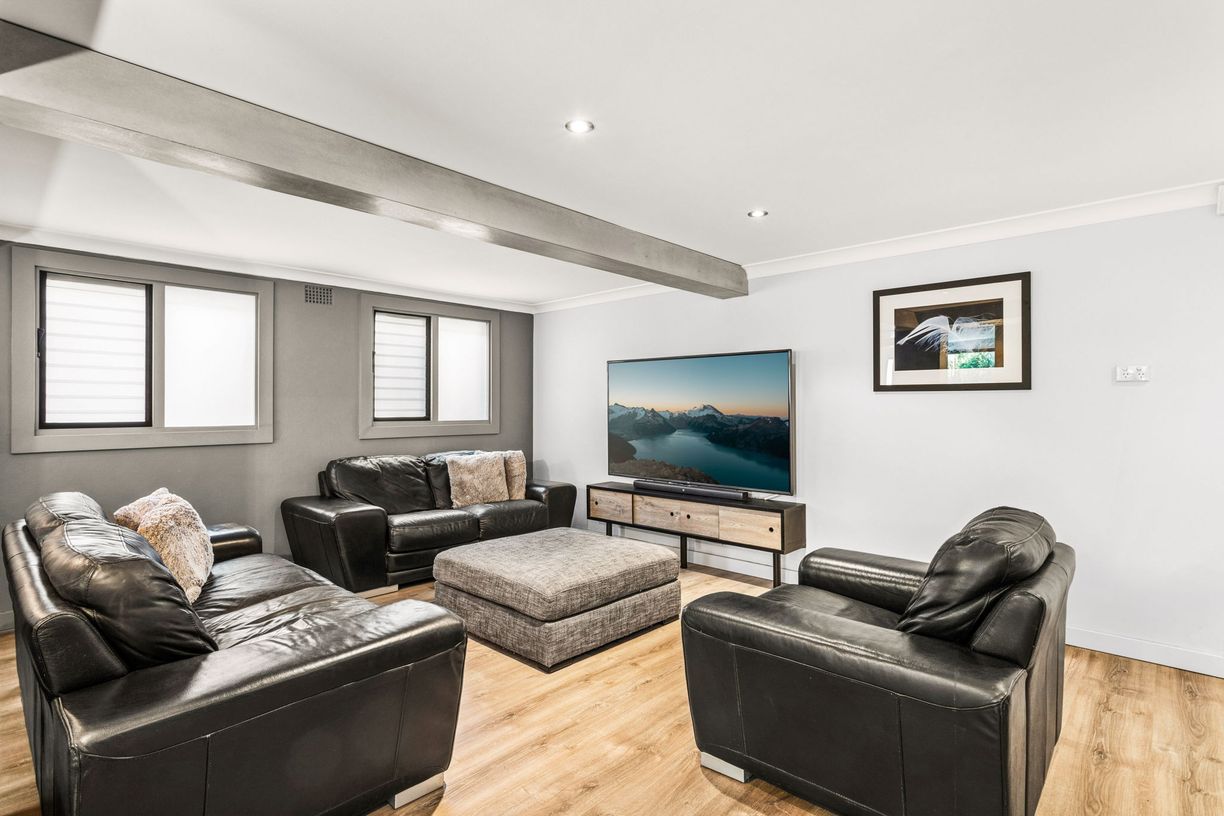 91 Wakehurst Parkway — photo 16 of 26