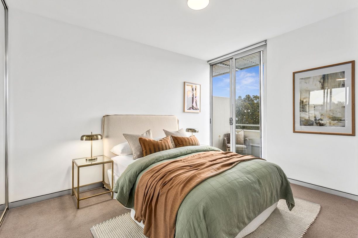 159/747 Botany Road — photo 4 of 6