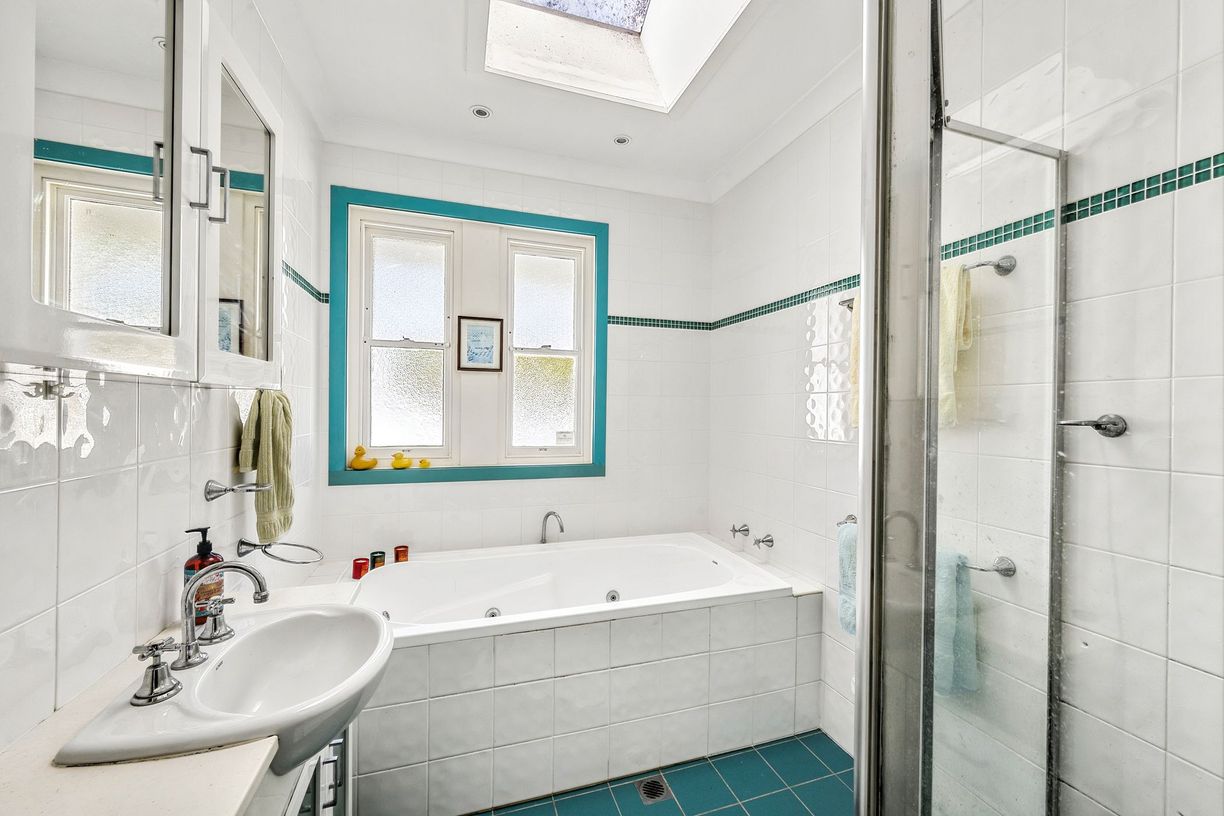 33 Beaconsfield Street — photo 12 of 15