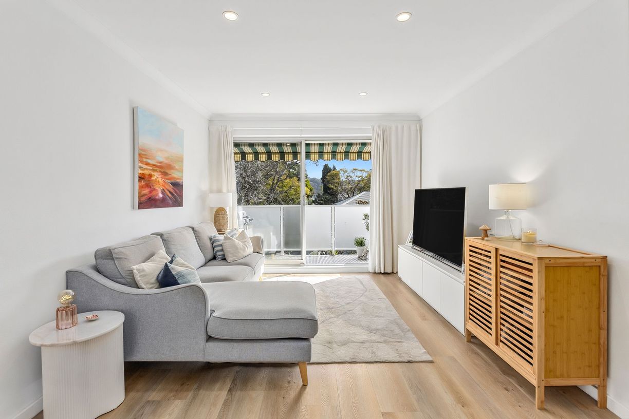 5/72 Gladstone Street — photo from Raine & Horne Northern Beaches