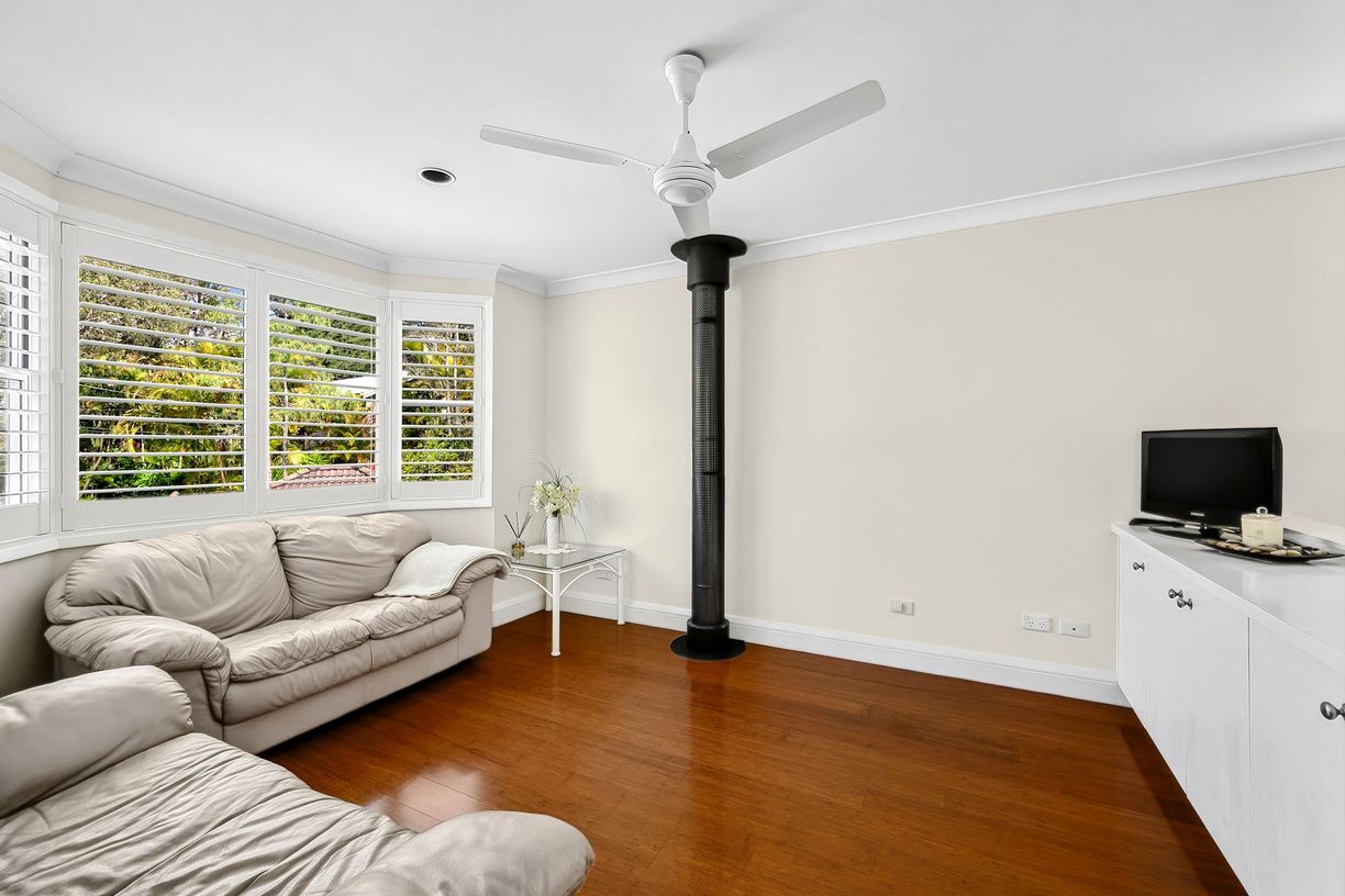 10 Siobhan Place — photo 8 of 12
