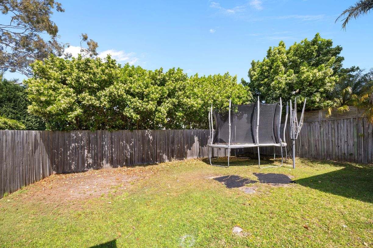 33 Quinlan Parade — photo 18 of 19