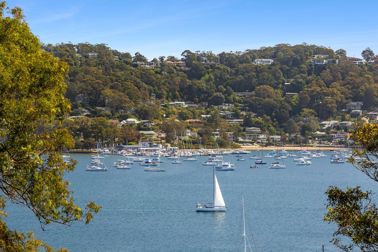5 Herbert Avenue — photo from Raine & Horne Northern Beaches