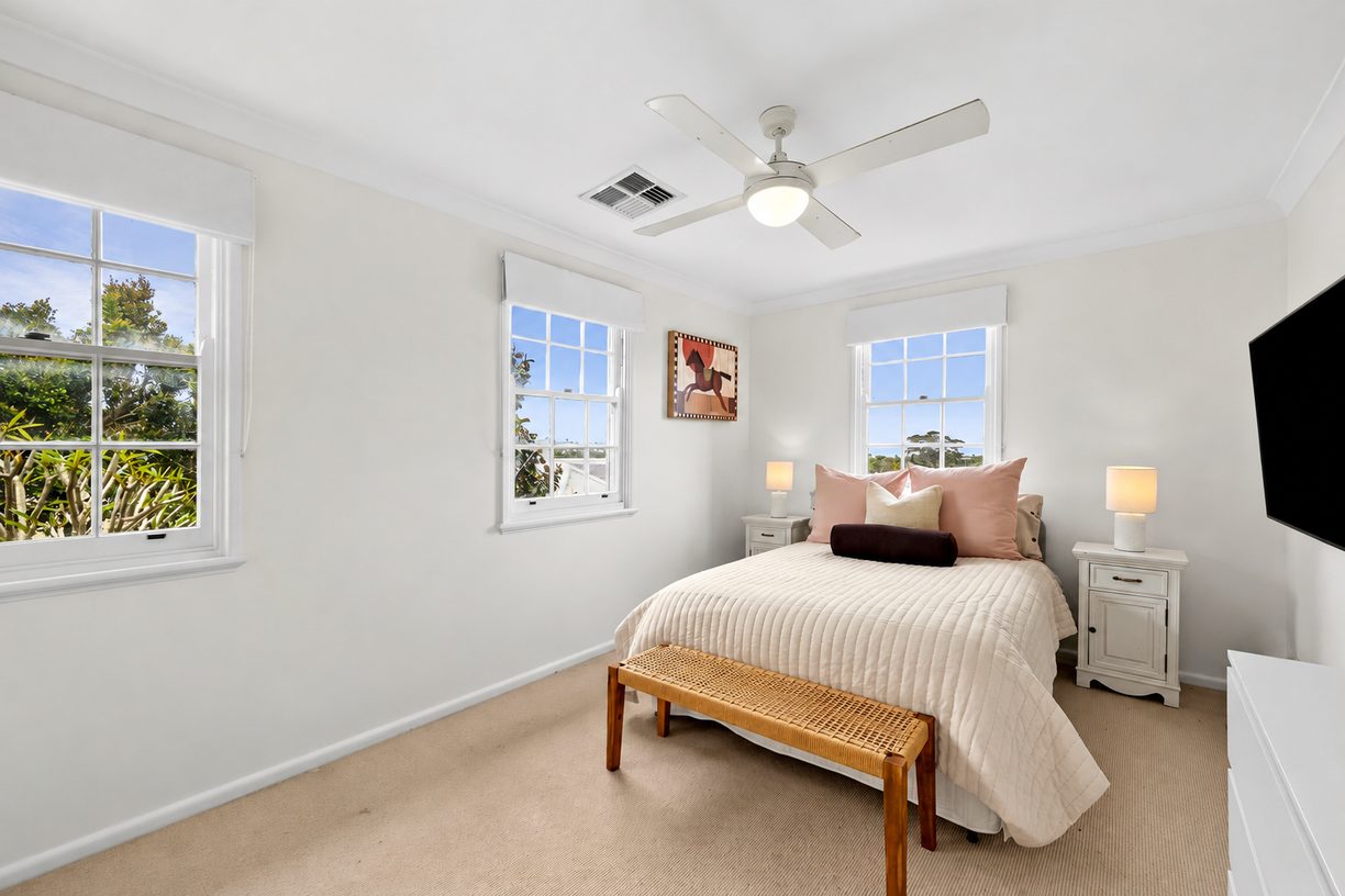 23 Rowan Street — photo 7 of 10