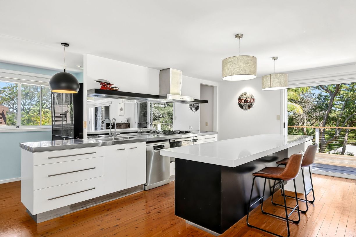 7 Mount Pleasant Avenue — photo 5 of 16