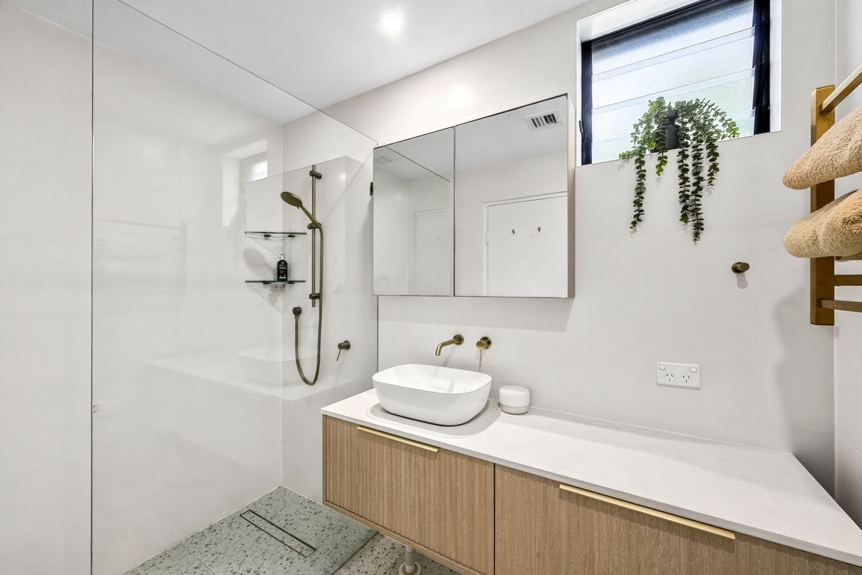 7/5 Darley Street East — photo 7 of 13