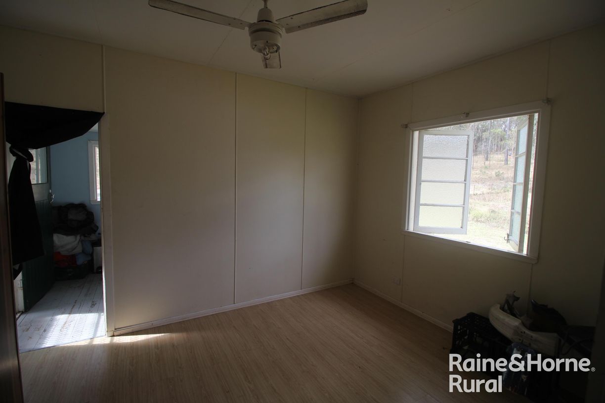 316 Wattlecamp road — photo 19 of 30