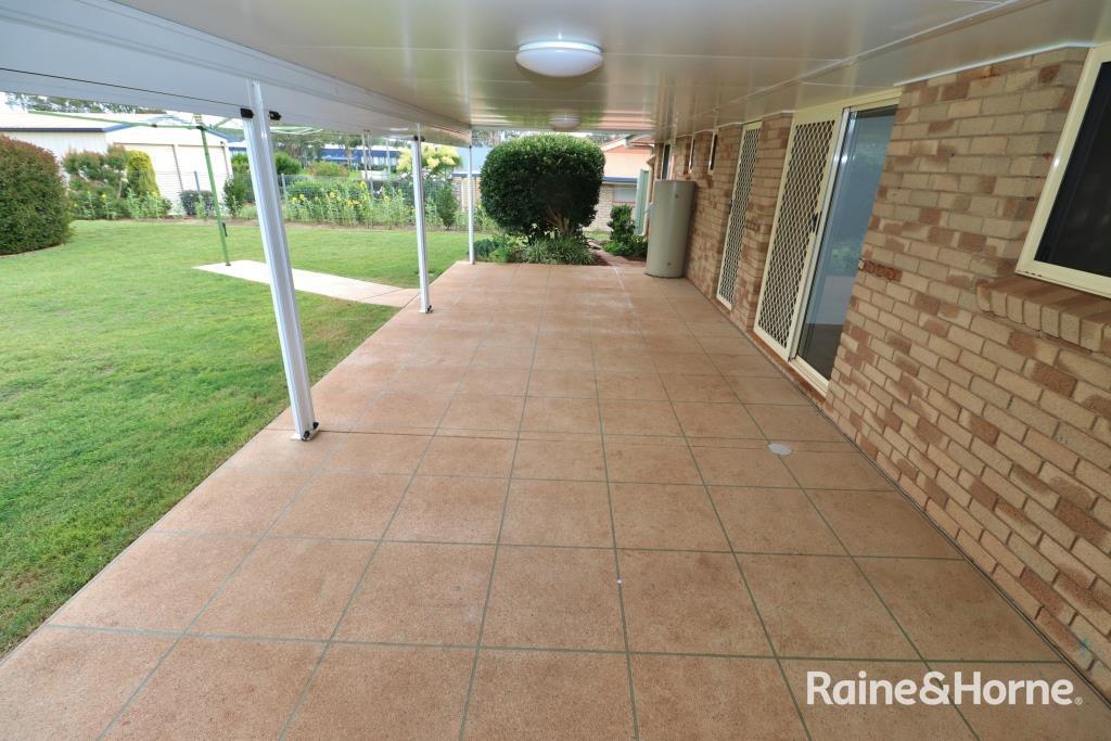 6 MARGARET STREET — photo 18 of 24