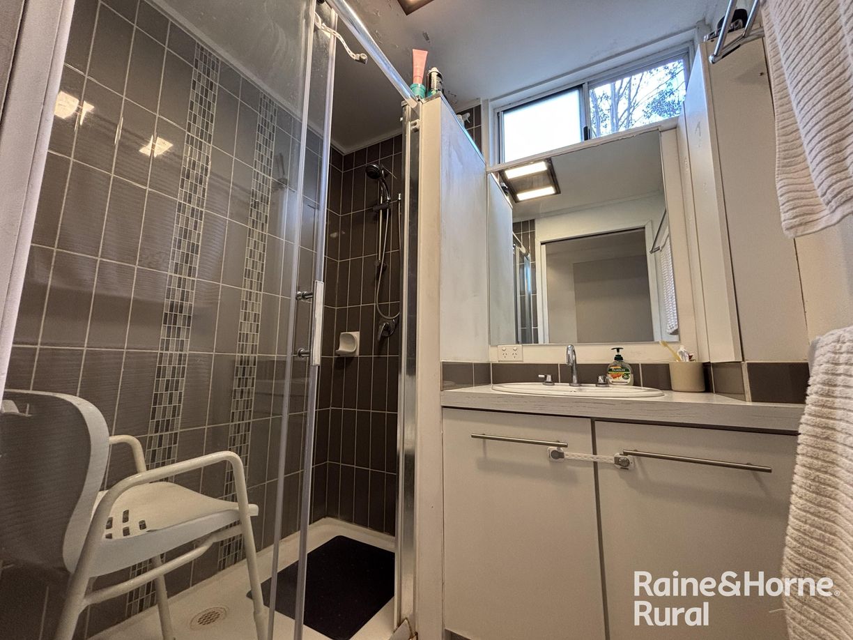 40 Amaroo drive — photo 19 of 30