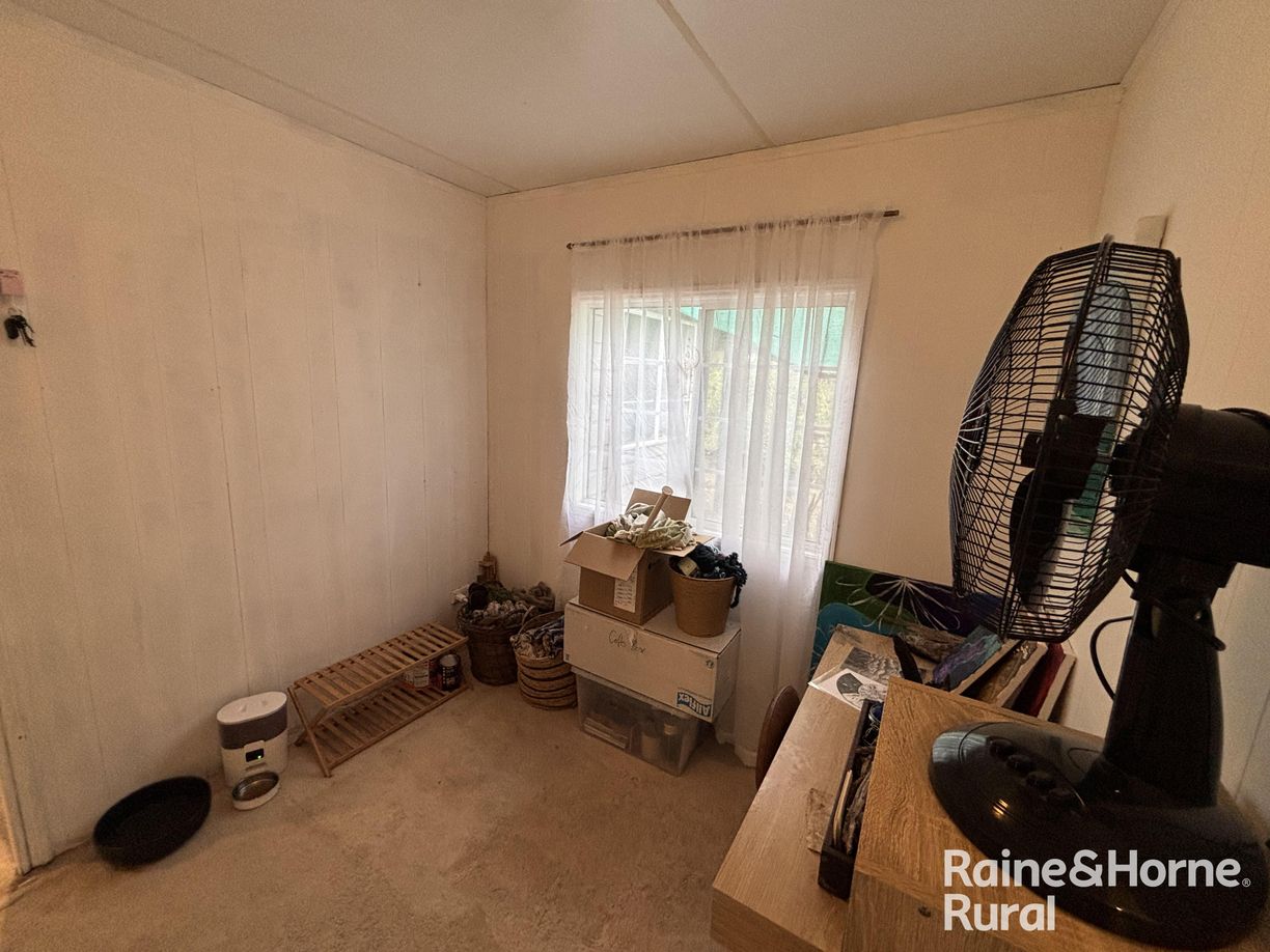 40 Amaroo drive — photo 21 of 30