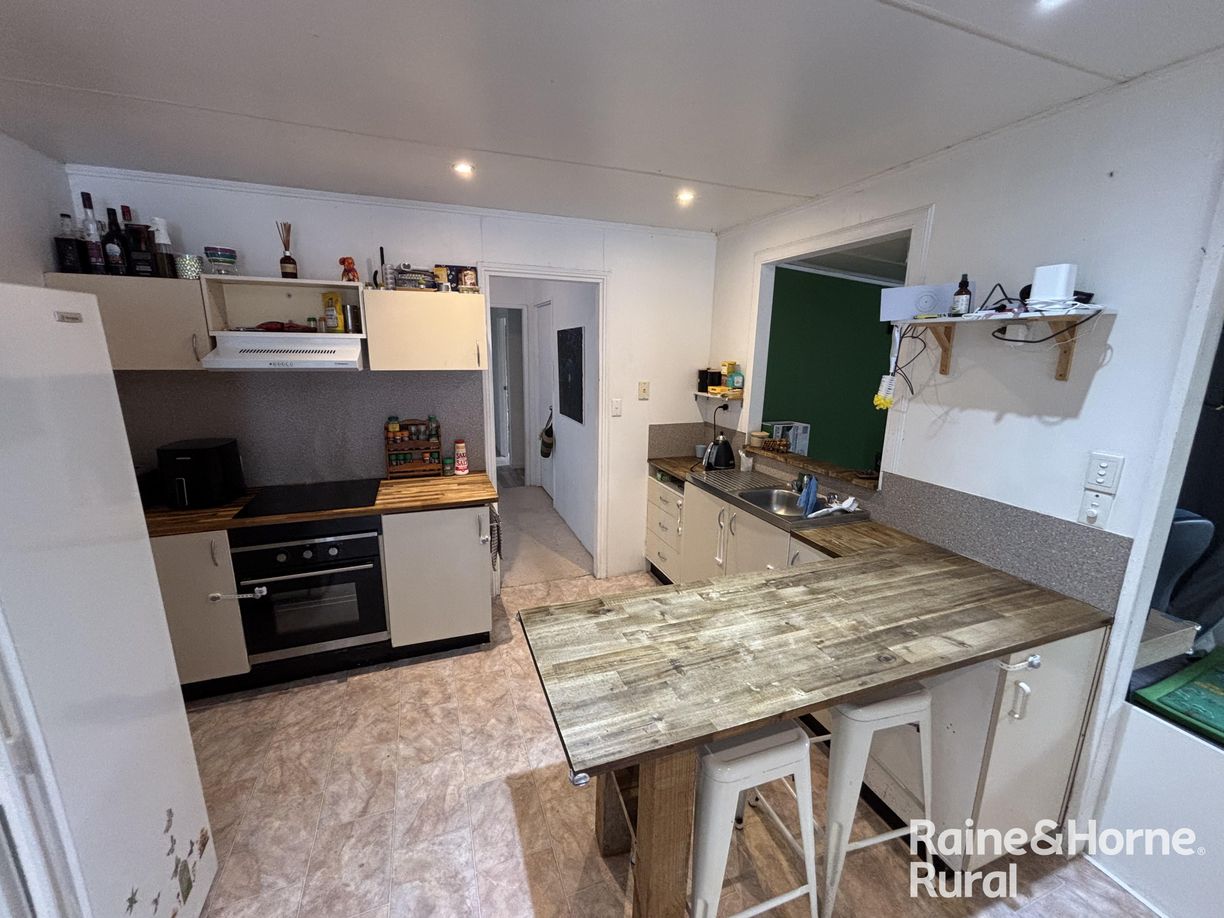 40 Amaroo drive — photo 15 of 30