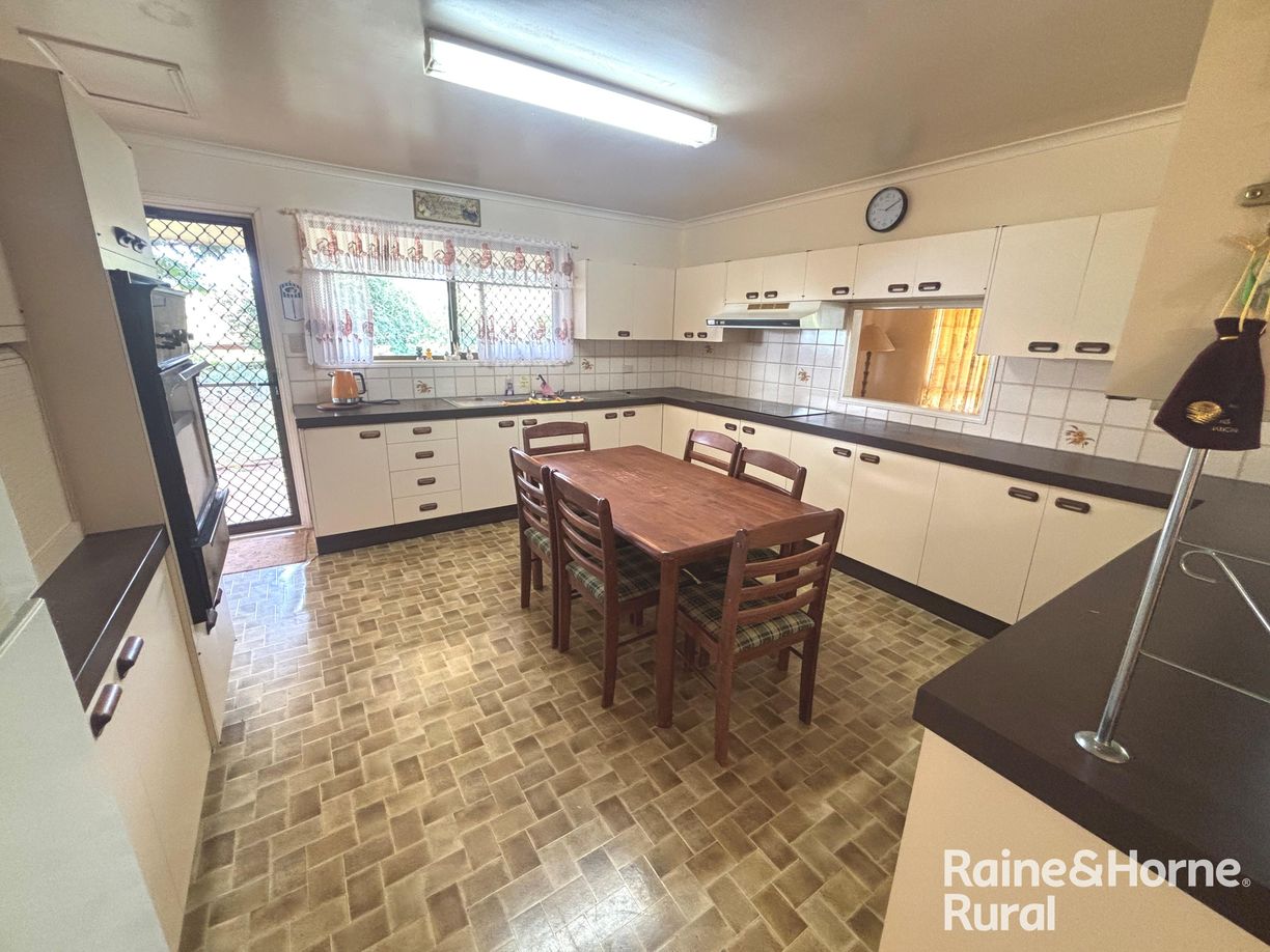 121 Elbow Road — photo 6 of 30