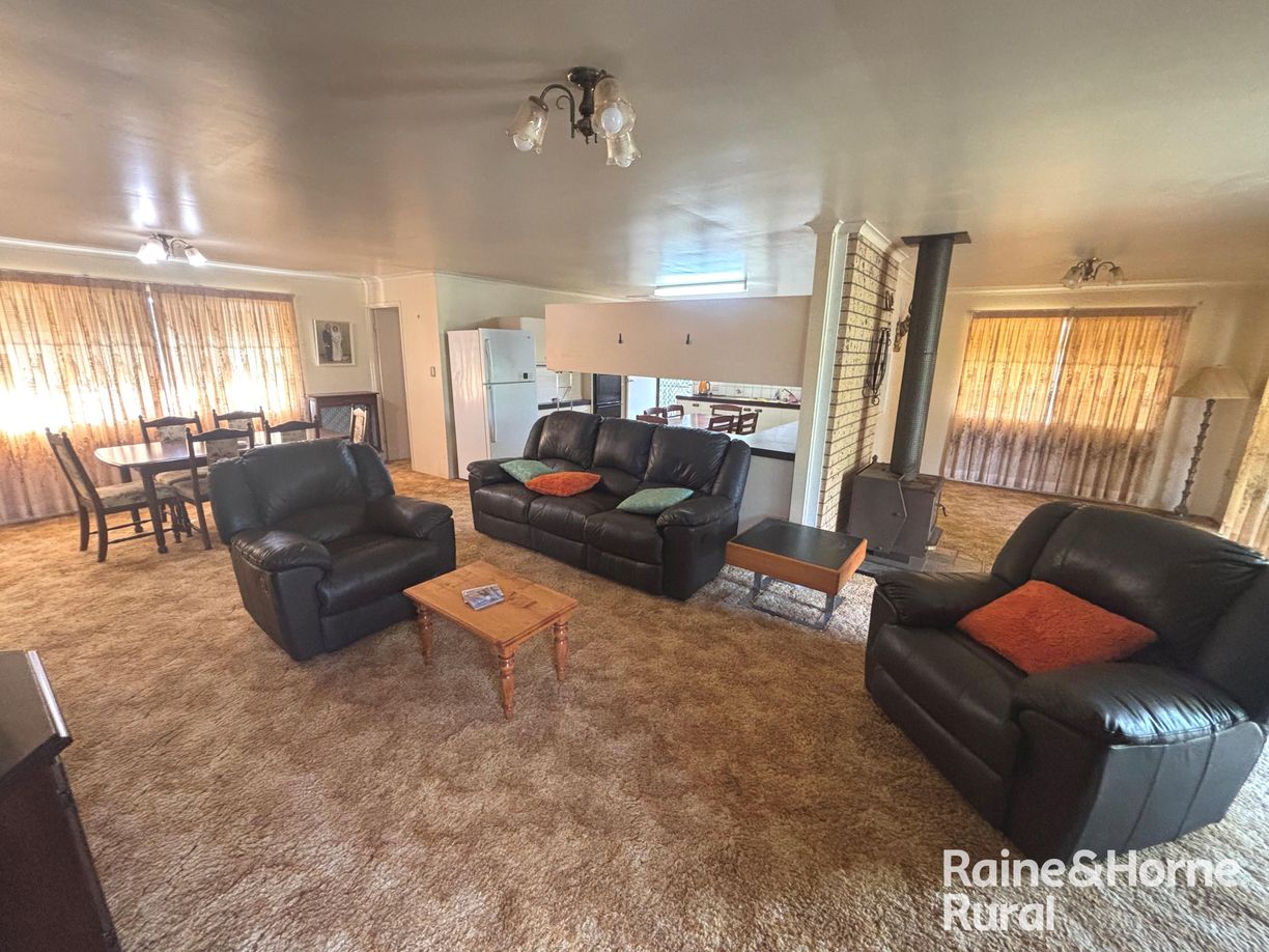 121 Elbow Road — photo 7 of 30
