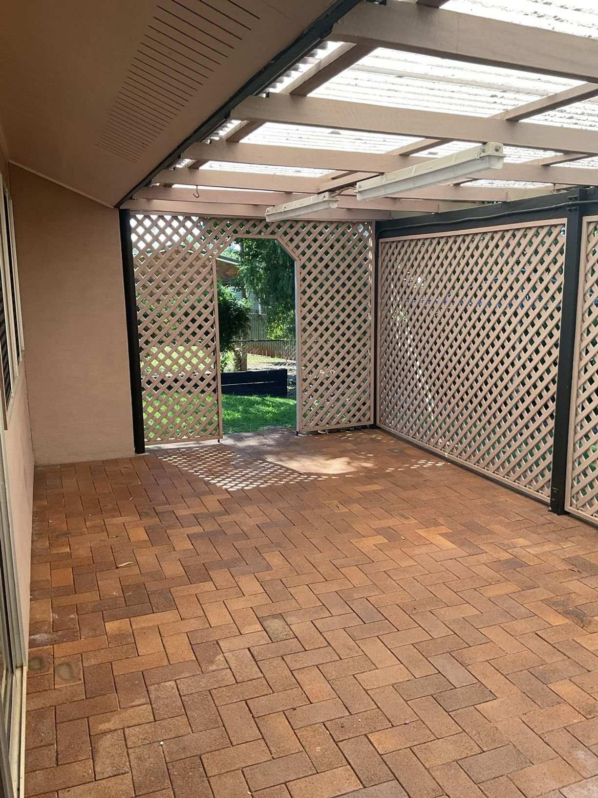 42 Fisher Street — photo 11 of 15