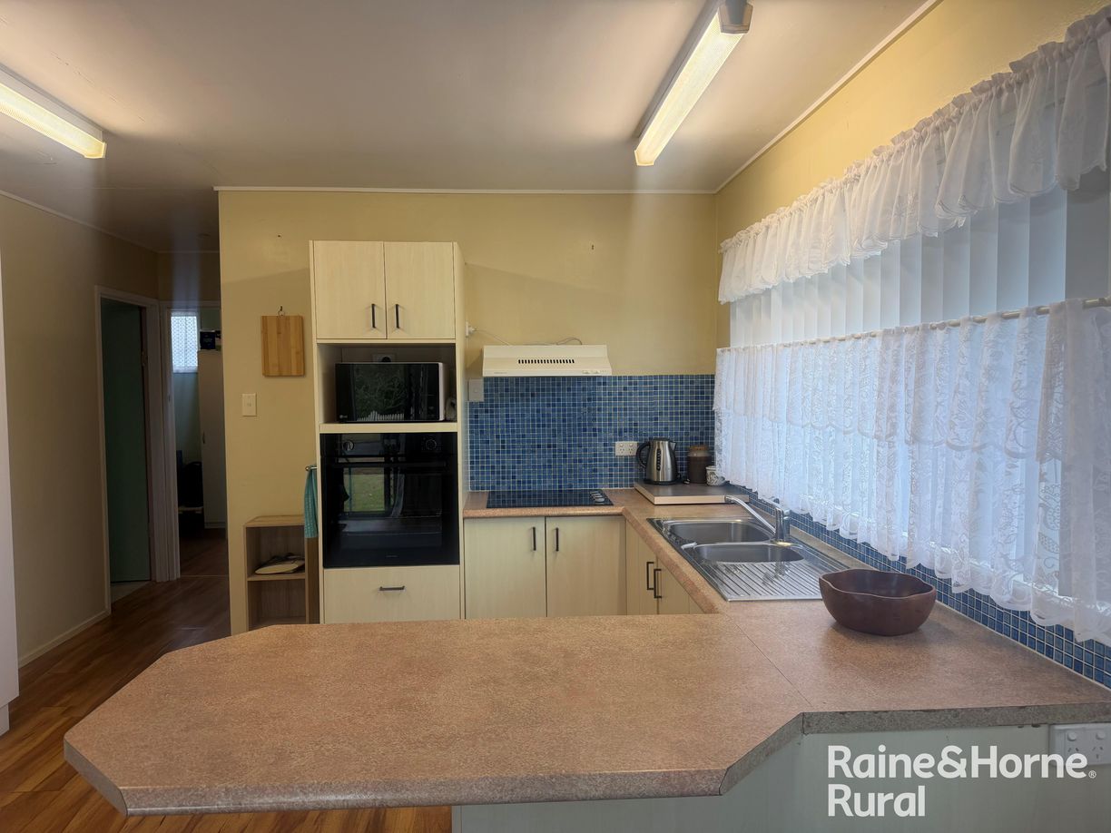 11 Gabbee Street — photo 4 of 16