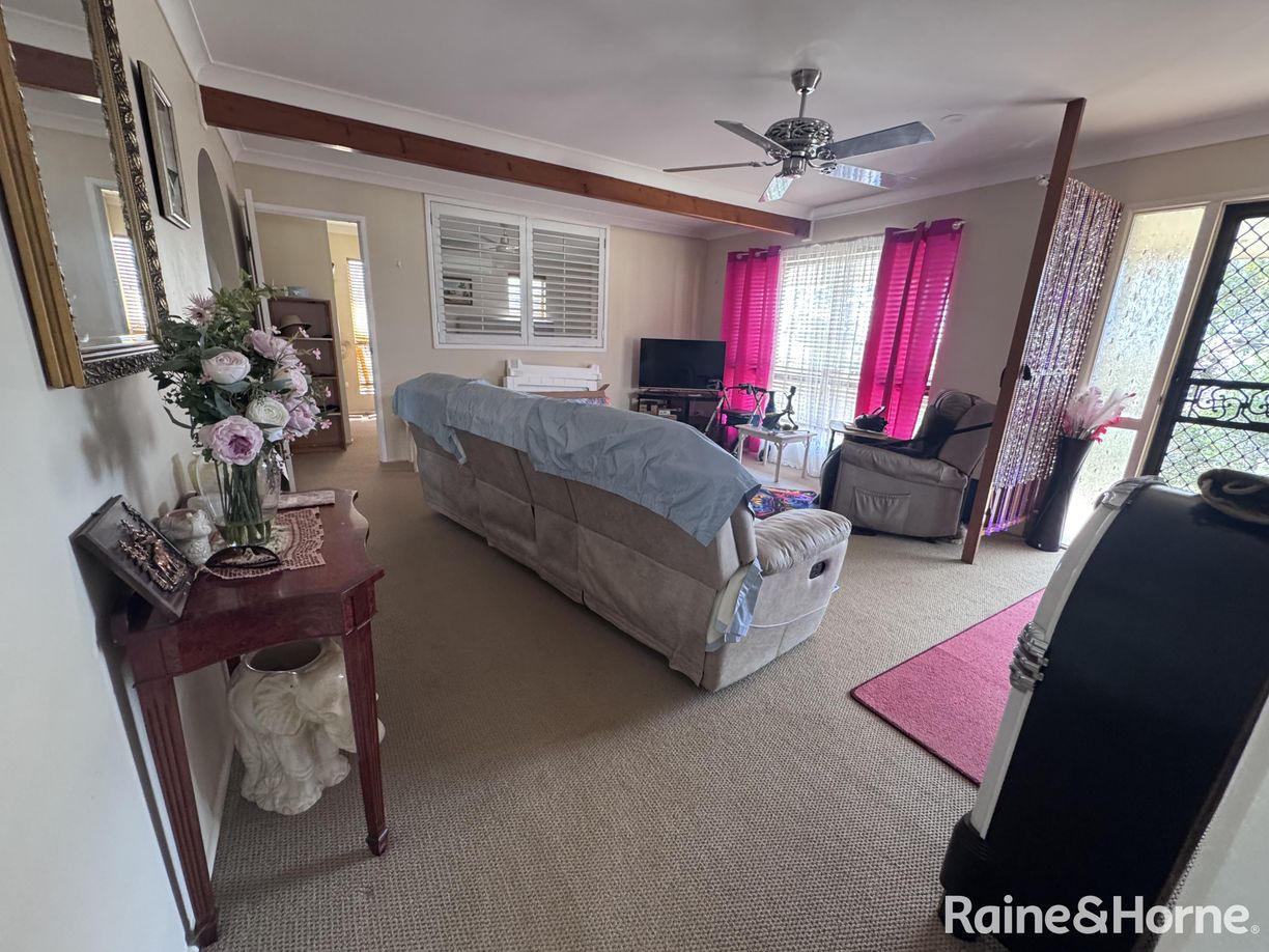 125 MOORE STREET — photo 3 of 21