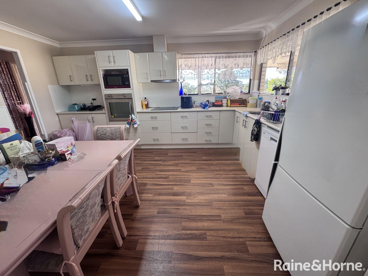125 MOORE STREET — photo 5 of 21