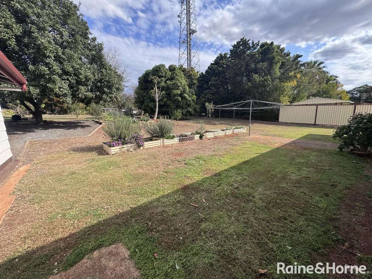 125 MOORE STREET — photo 14 of 21