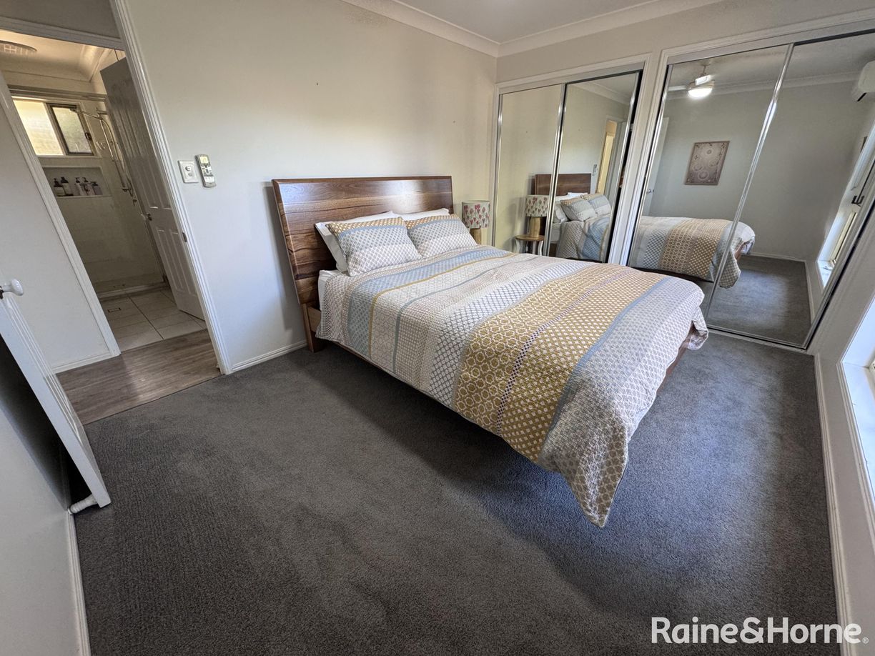 6 MARGARET STREET — photo 10 of 24