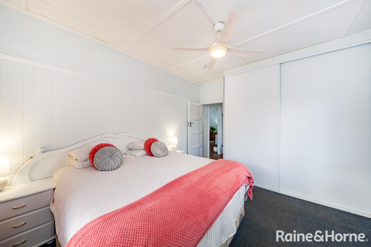 15 Carinya Street — photo 11 of 25