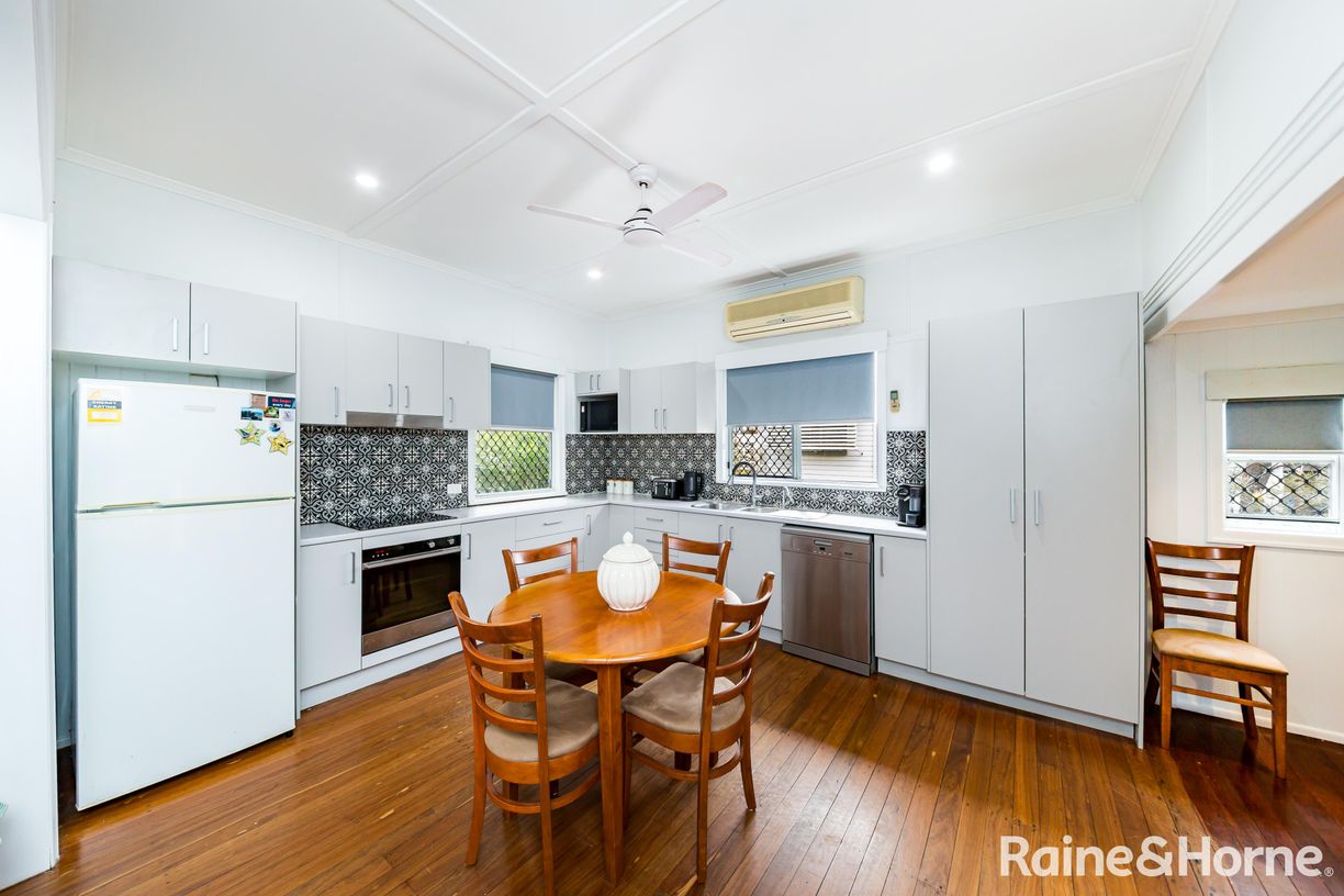 15 Carinya Street — photo 3 of 25