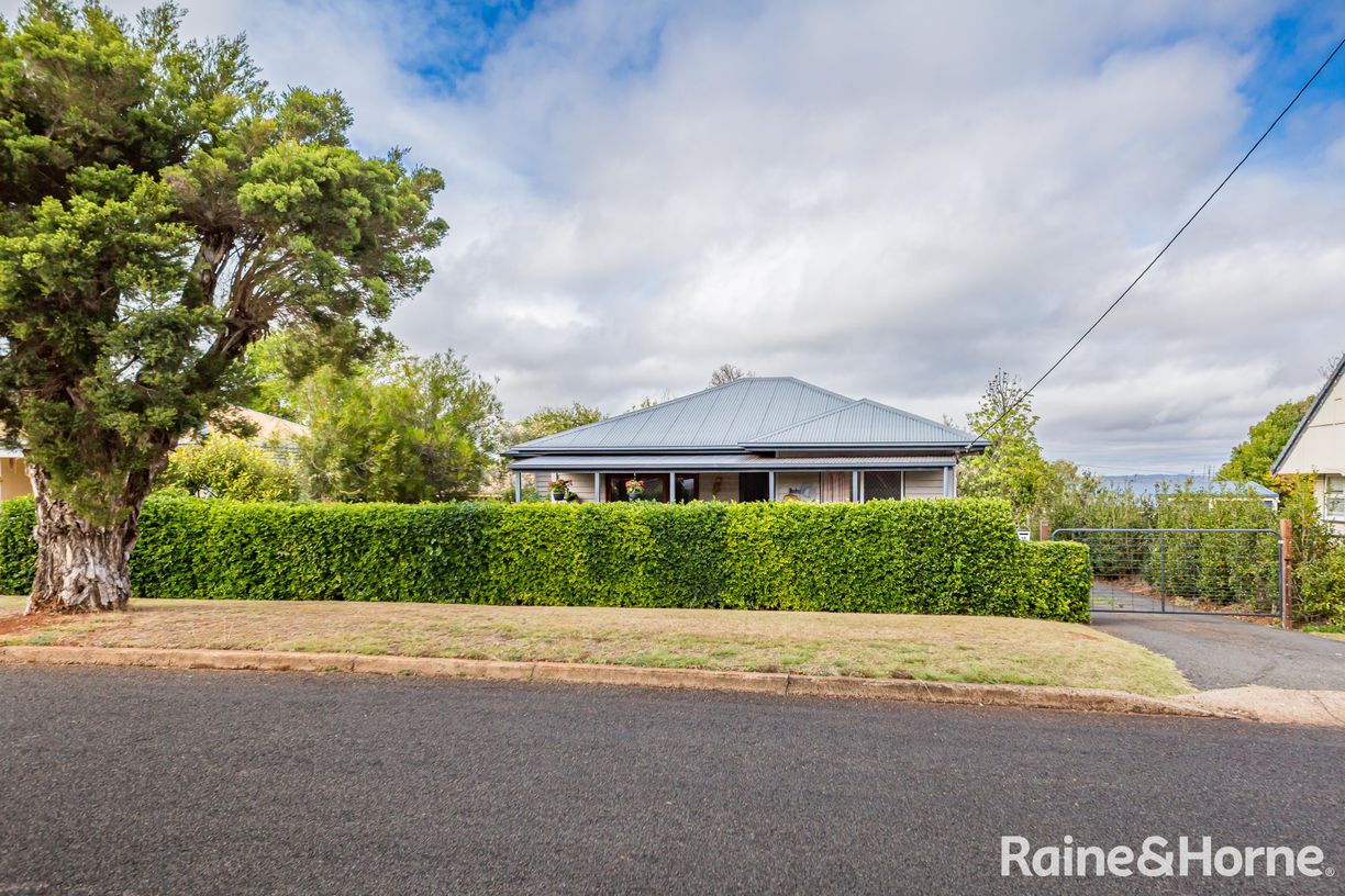 15 Carinya Street — photo 19 of 25