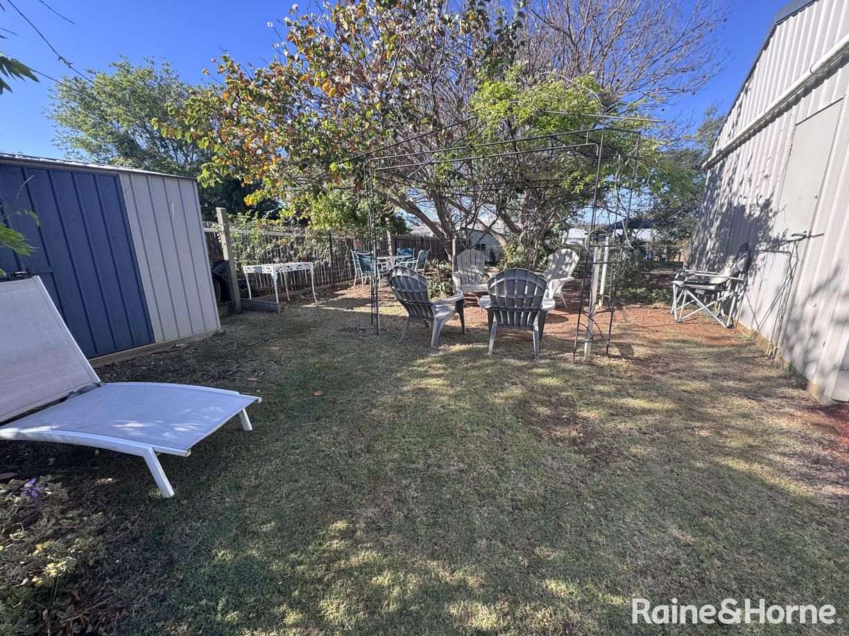 15 Carinya Street — photo 21 of 25