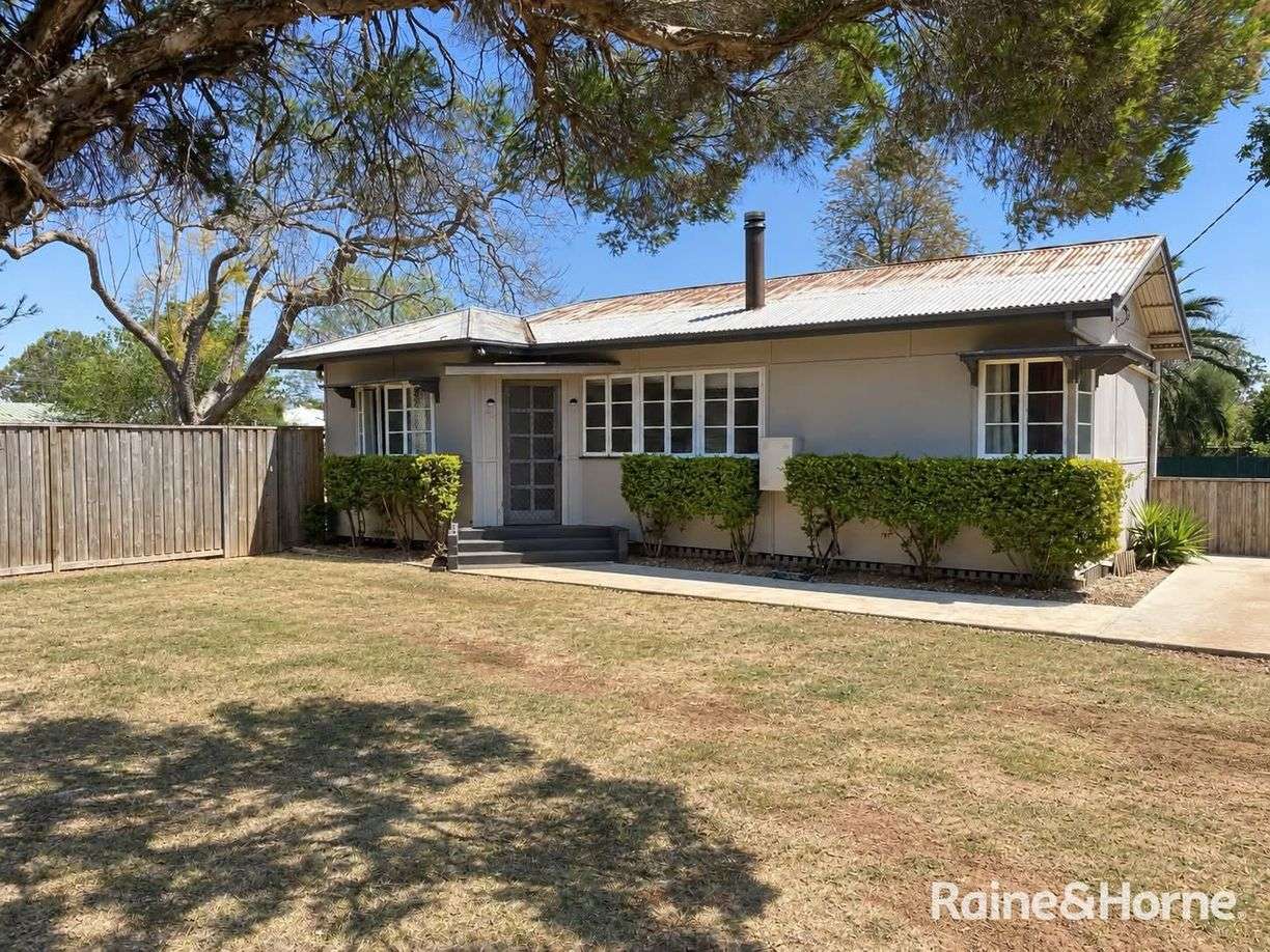 23 Hodge Street — photo from Raine & Horne Kingaroy