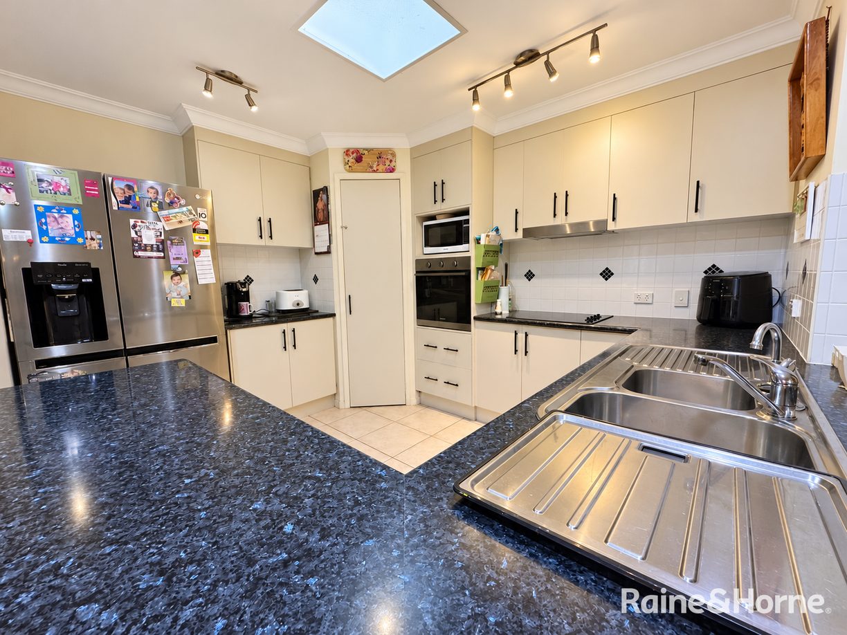 48 Sonaree Drive — photo 6 of 26